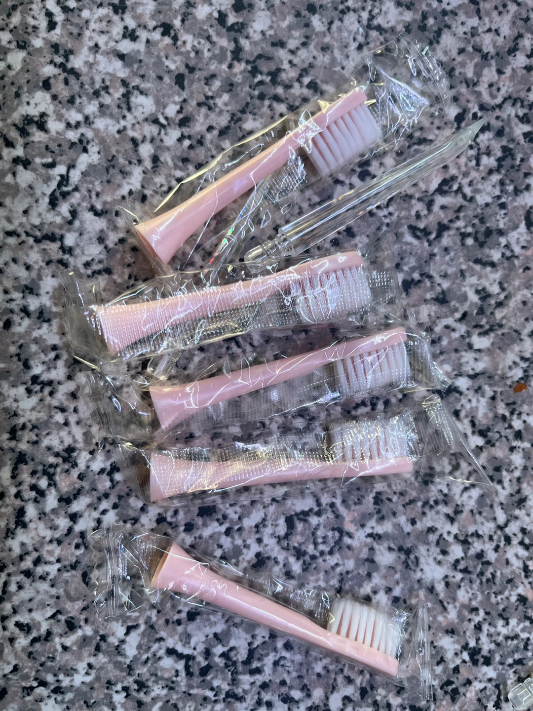 Electric Toothbrush and Water Pik Set - photo 3