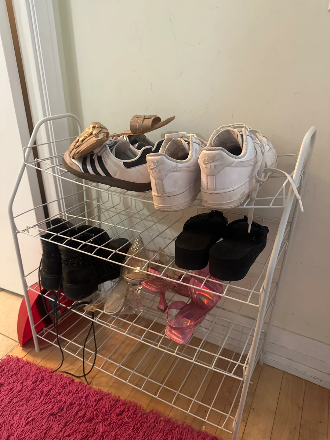 Shoe rack