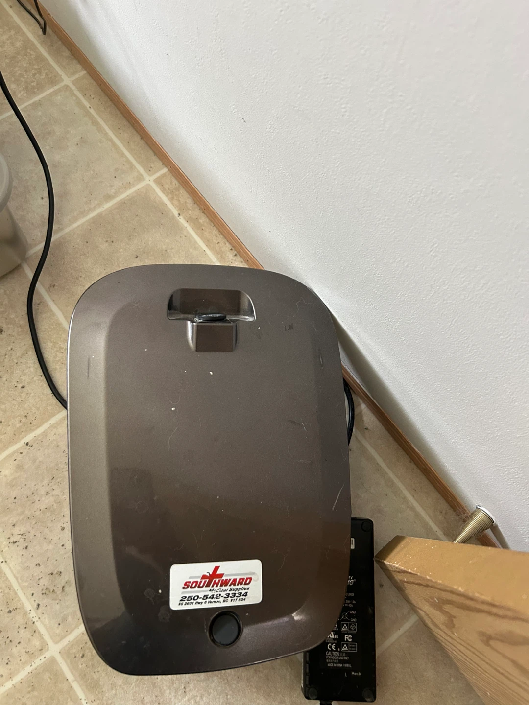 Folding mobility scooter