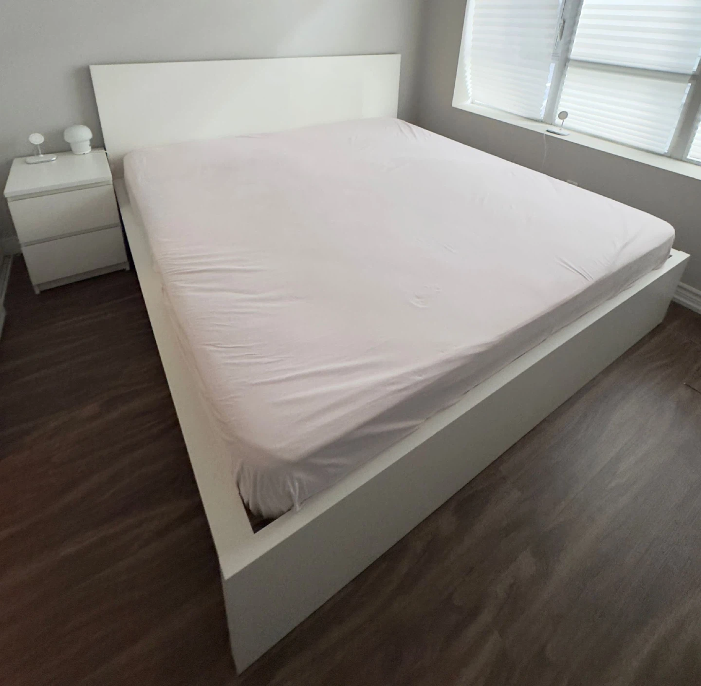 IKEA MALM King Bed Frame - White - photo 2