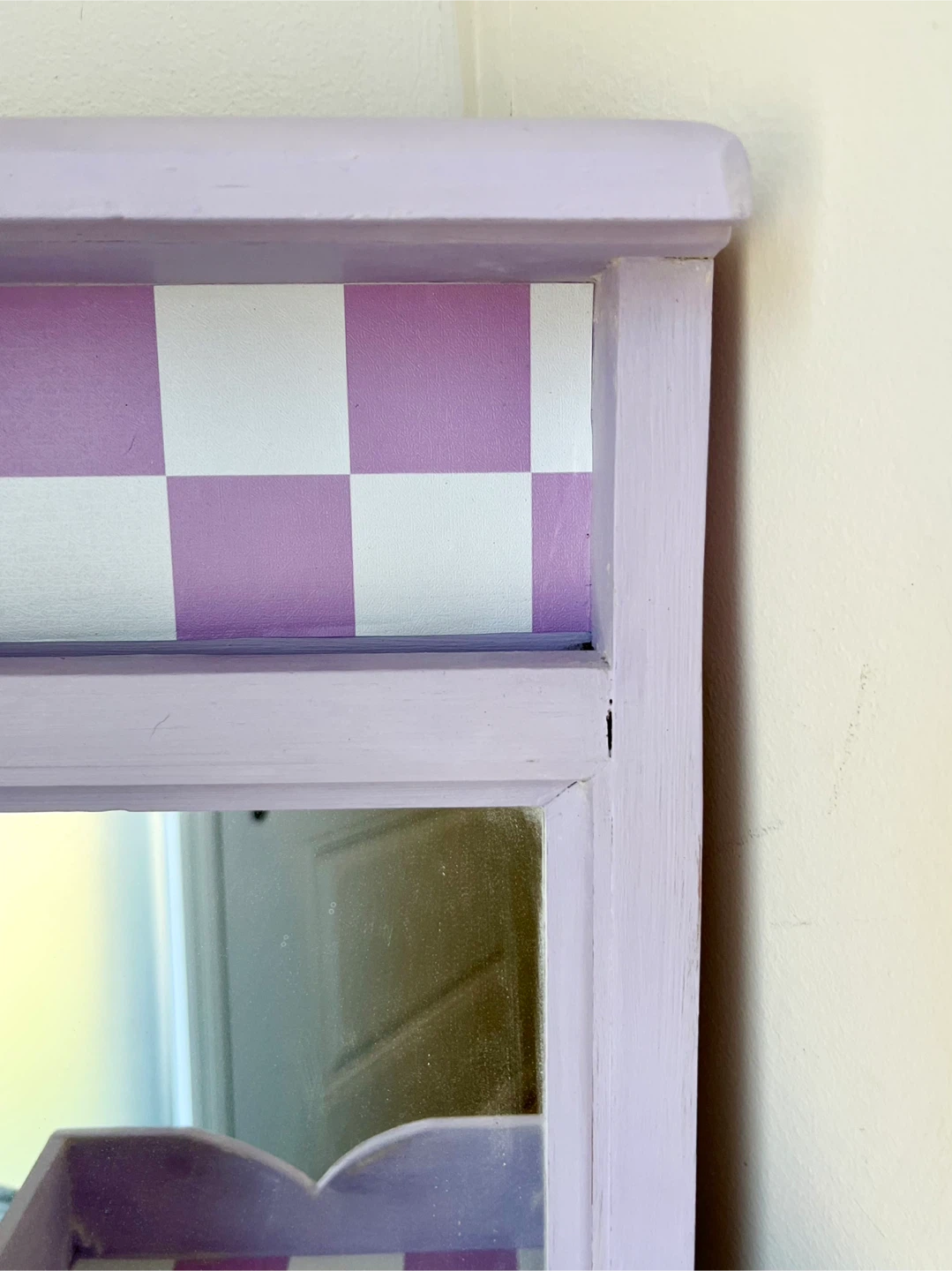 Lavender and White Checkerboard Wall Decor / Storage - photo 4