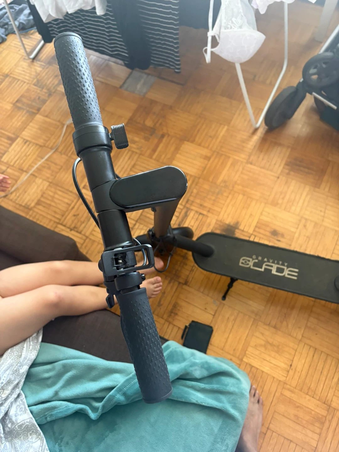 Gravity Blade Electric Scooter