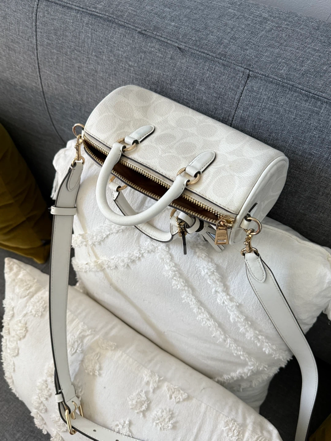 Coach Mini Pillow Tabby Bag - photo 2