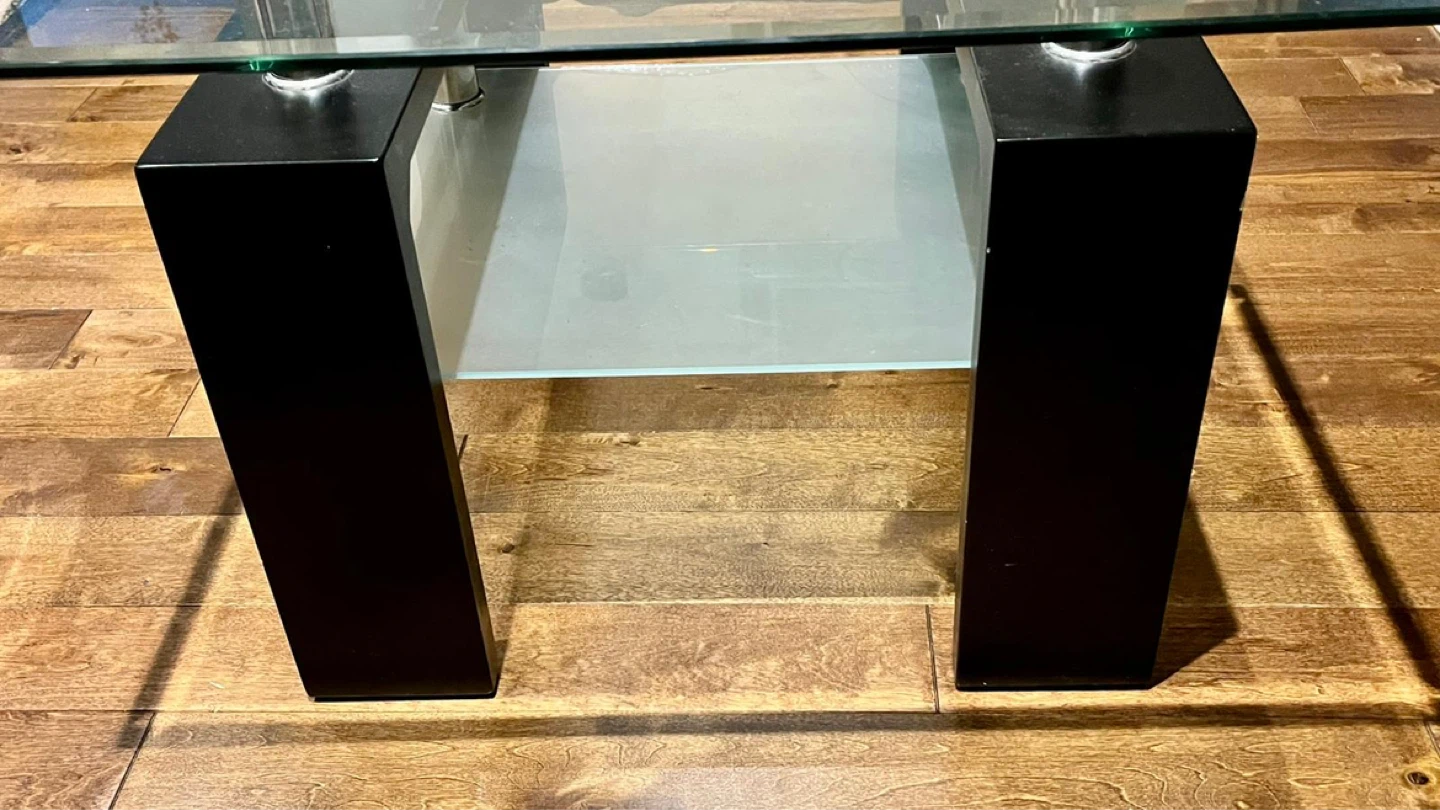 Glass table - photo 2