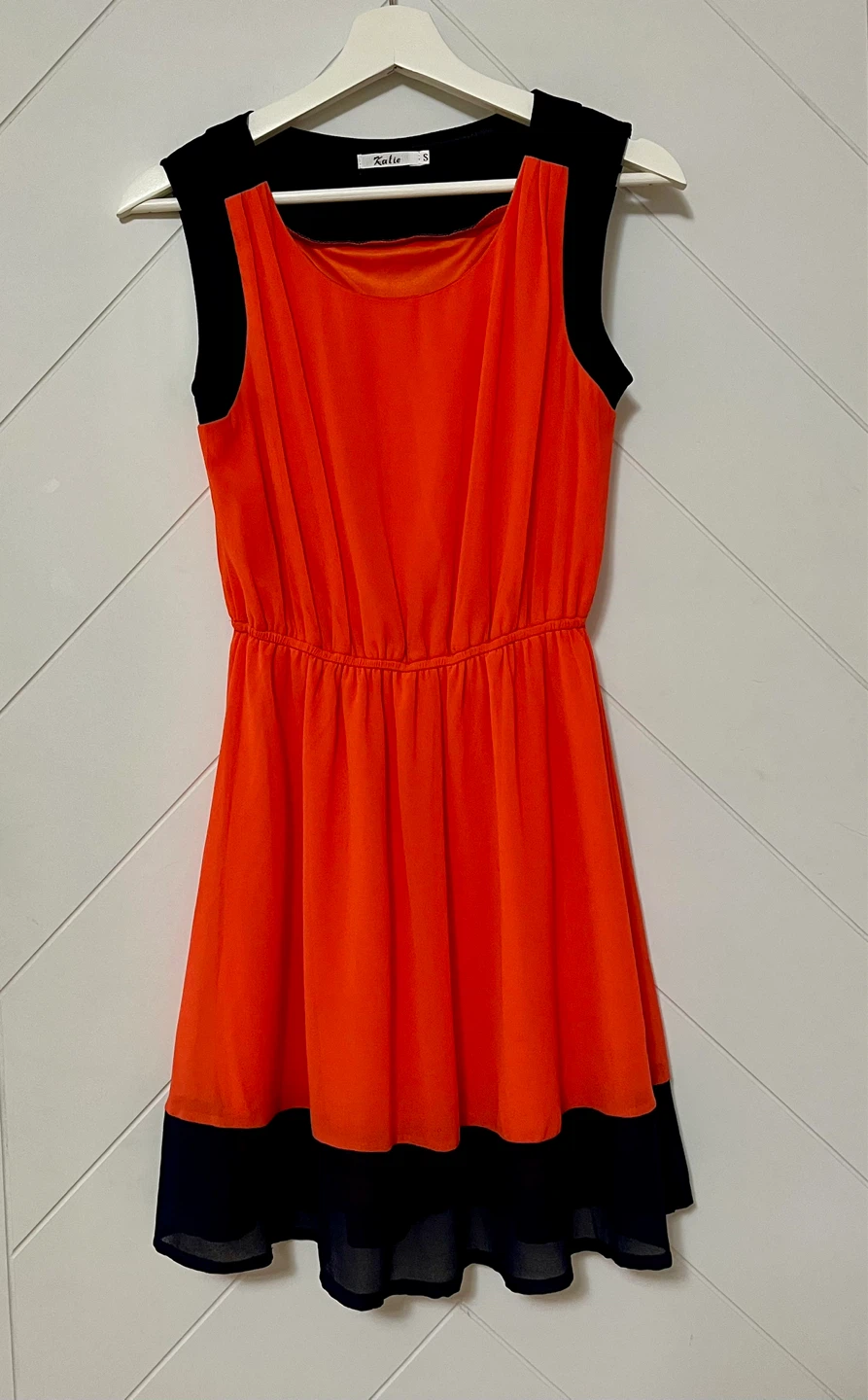 Katie Sleeveless Orange and Navy Dress - photo 3
