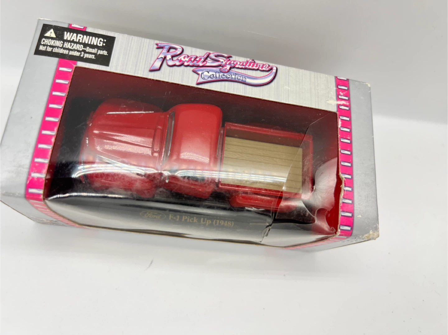 Road Signature Ford F-1 Pick Up (1948) Collector's Edition - photo 4