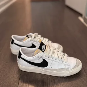 Nike Blazer Low White Black Women’s Sneakers 6