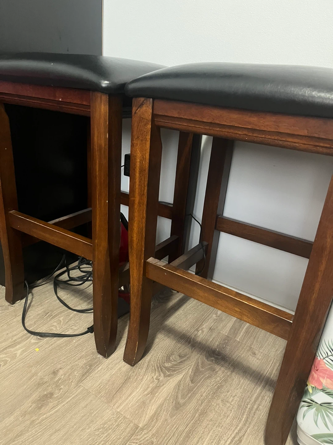 Barstool