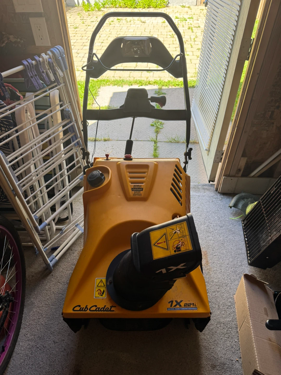 Cub Cadet 1X 221L Snowblower - photo 4