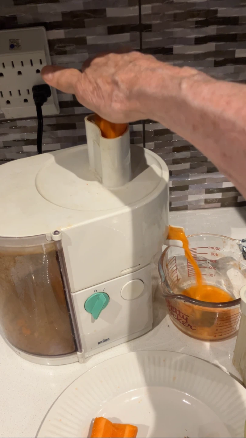 NEW Braun MP80 Centrifugal Juicer - photo 4