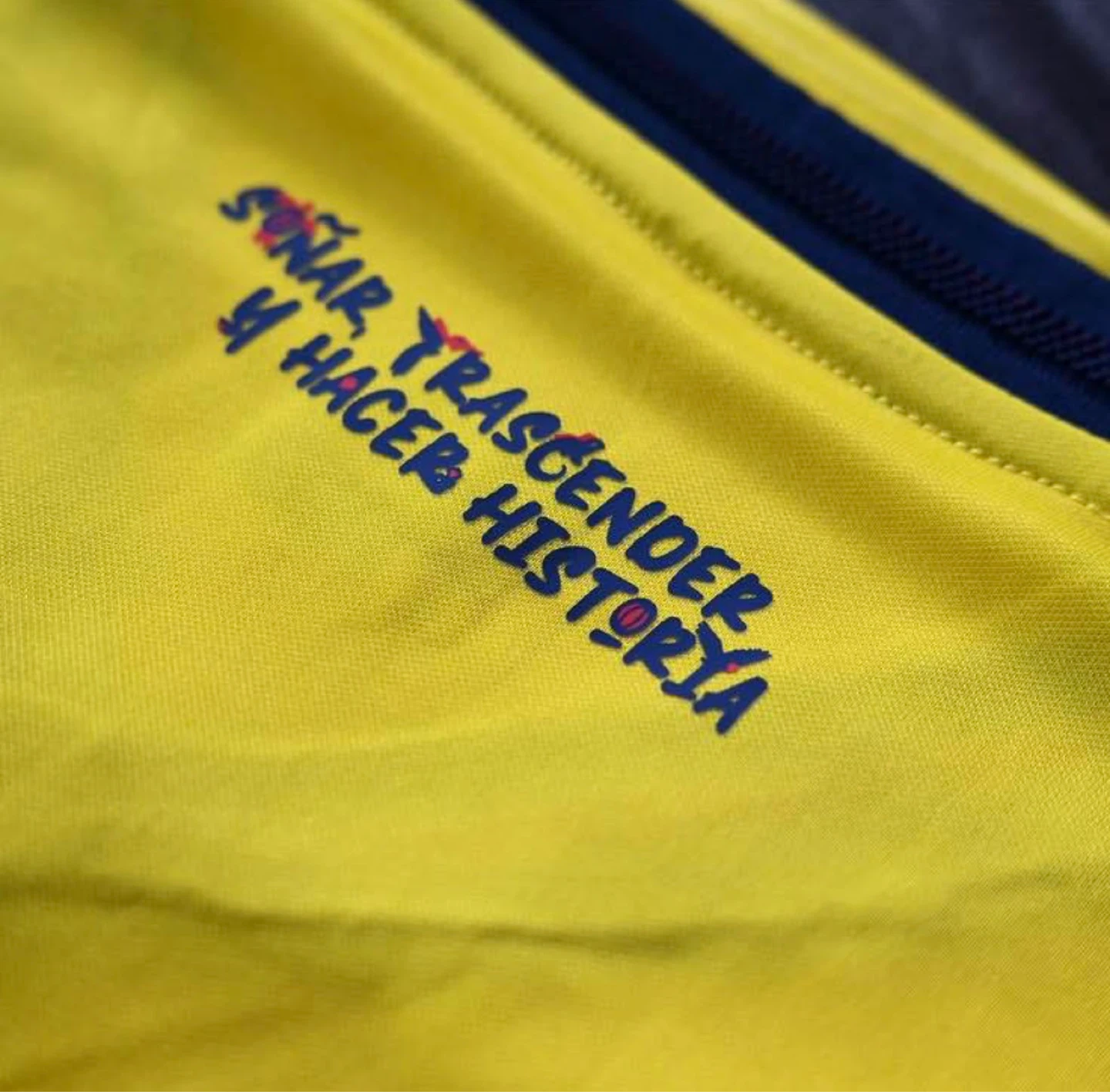 Marathon Ecuador National Soccer Jersey - photo 2