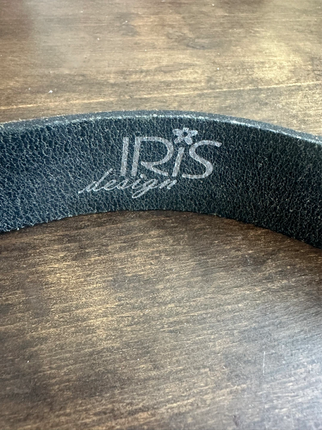 Iris Design Leather Belt with Fleur de Lys Buckle - photo 2