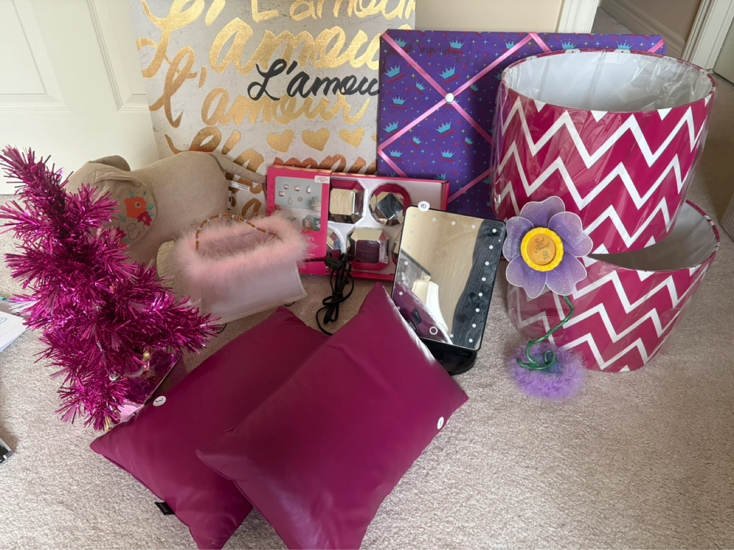 Girls/Tween Bedroom Decor