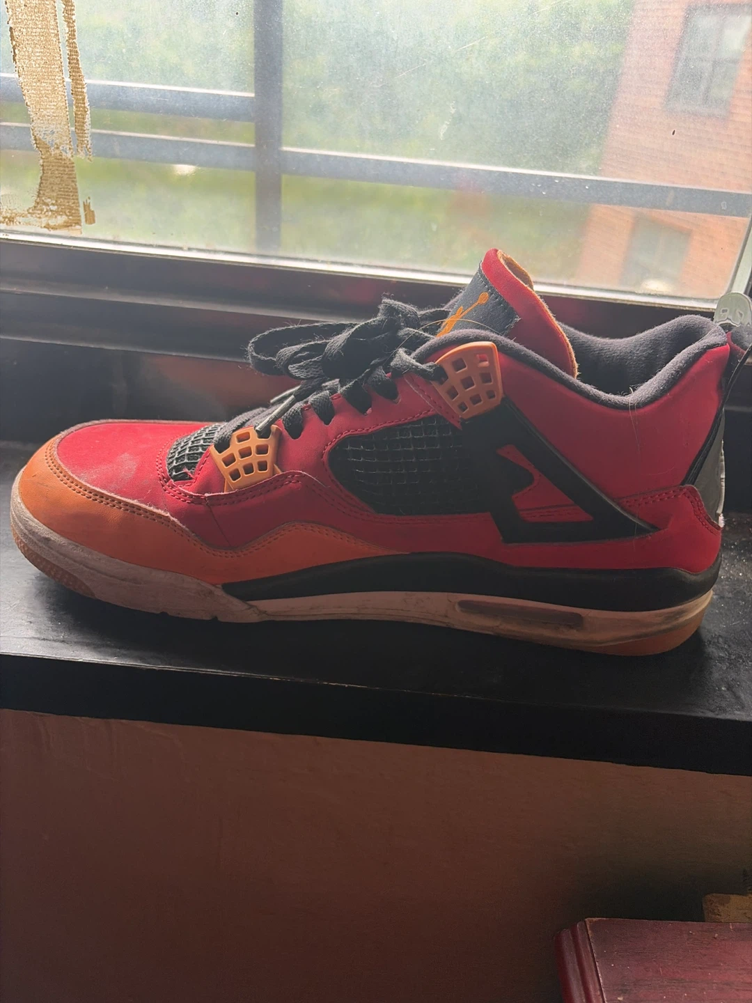 Jordan 4 Retro 'Fire Red' sneakers