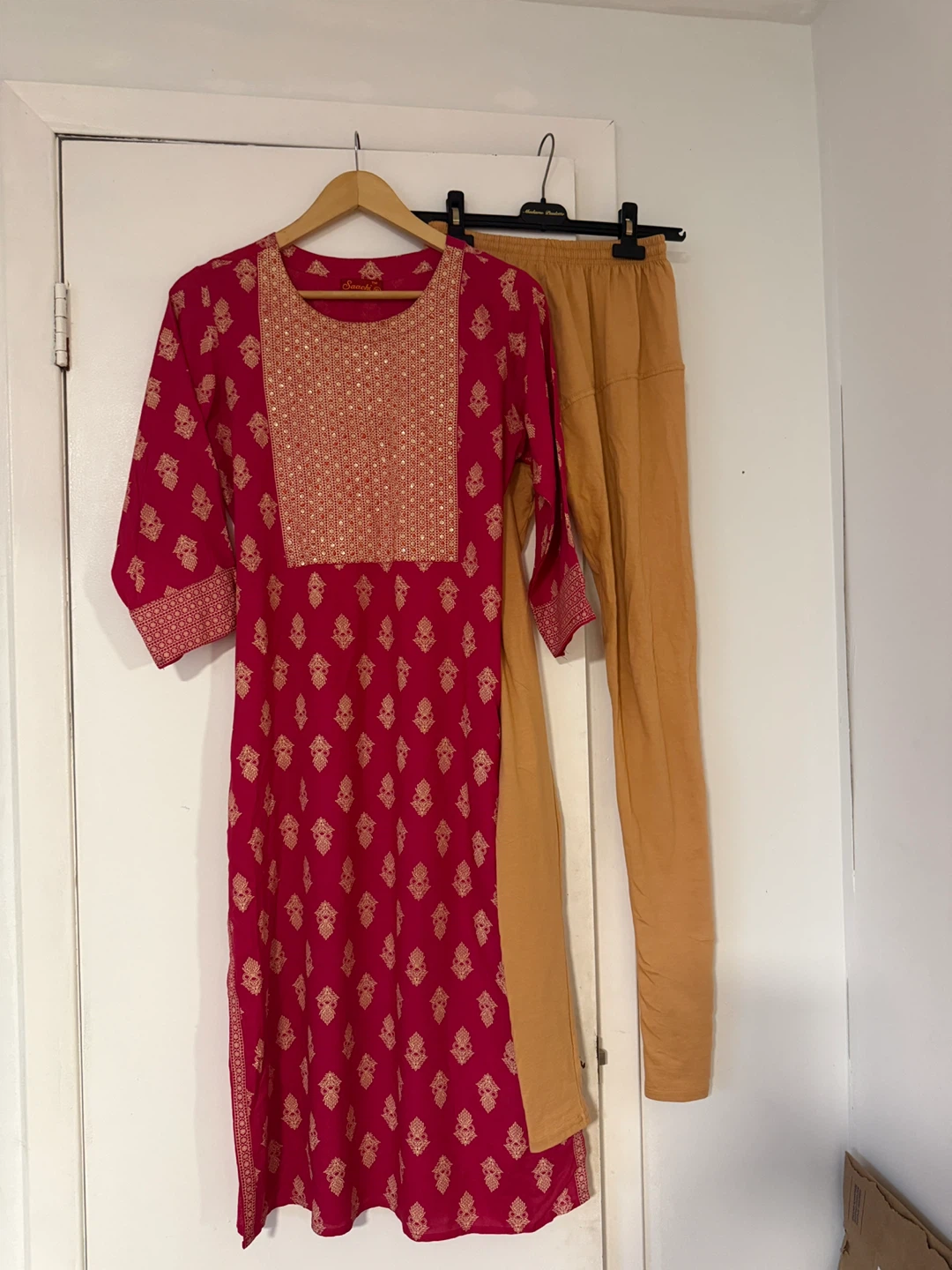 Saachi Kurti and Pants Set XL
