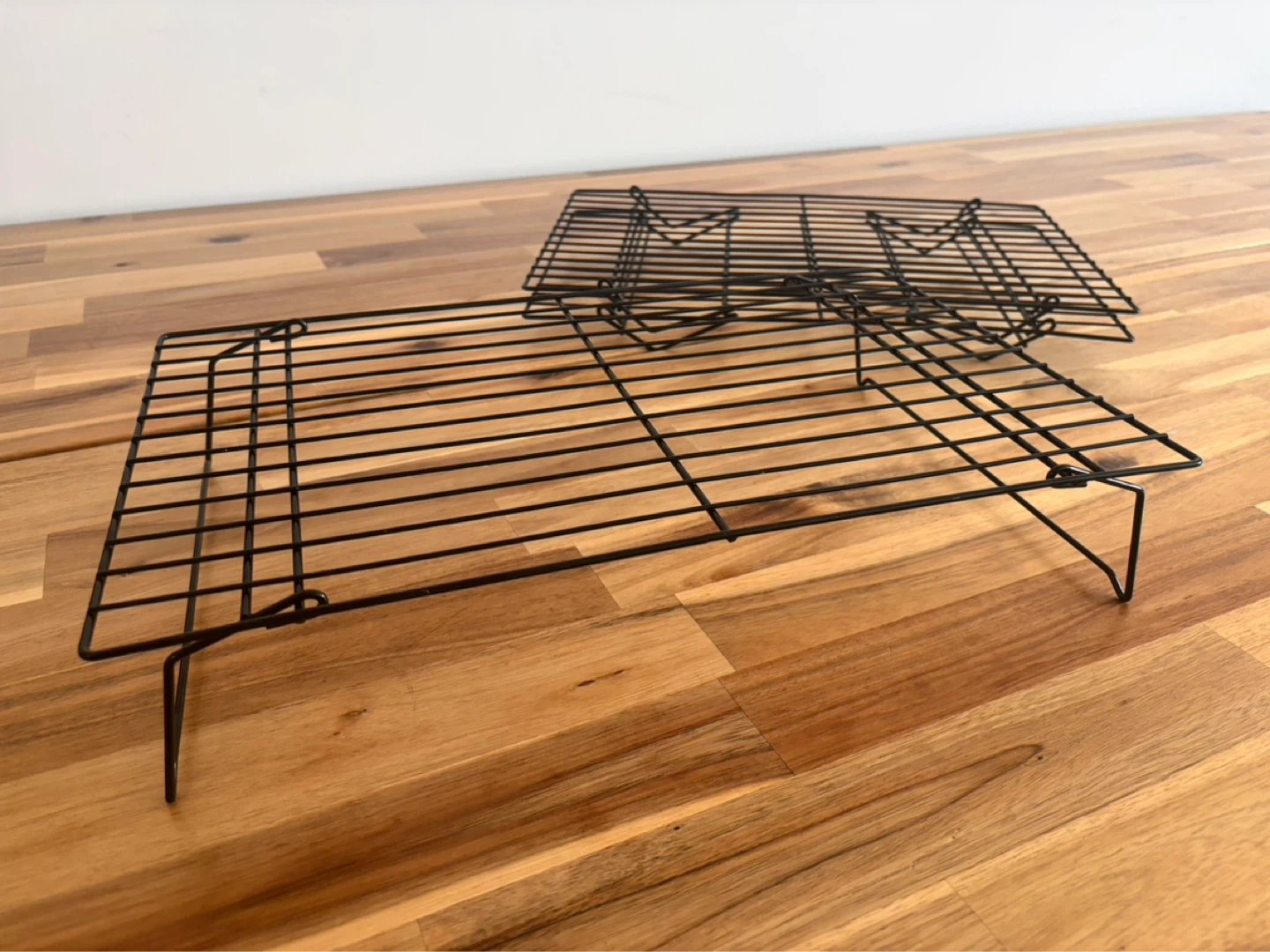 3 Black Metal Cooling Racks(for baking)