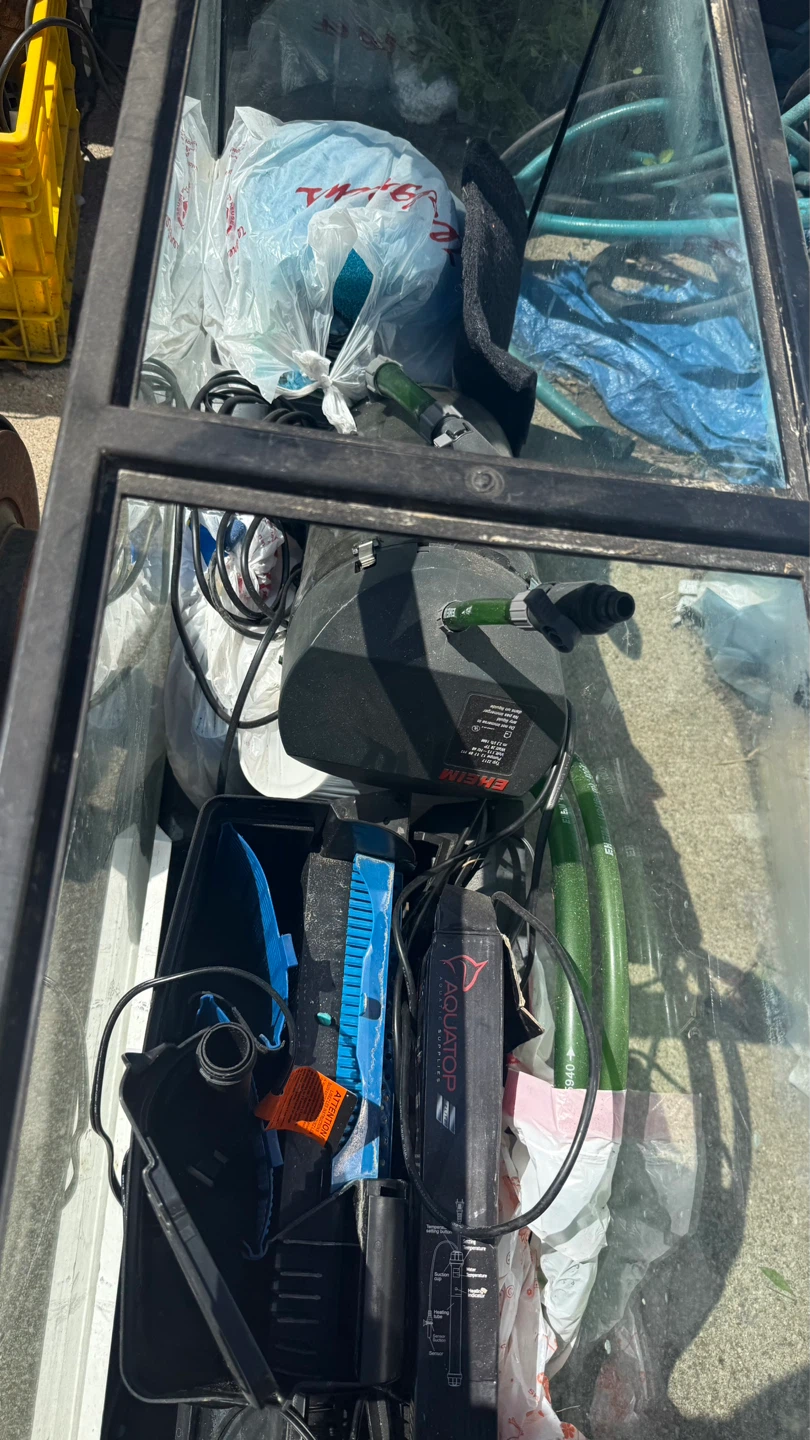 Large Glass Aquarium Tank with Accessories - photo 2