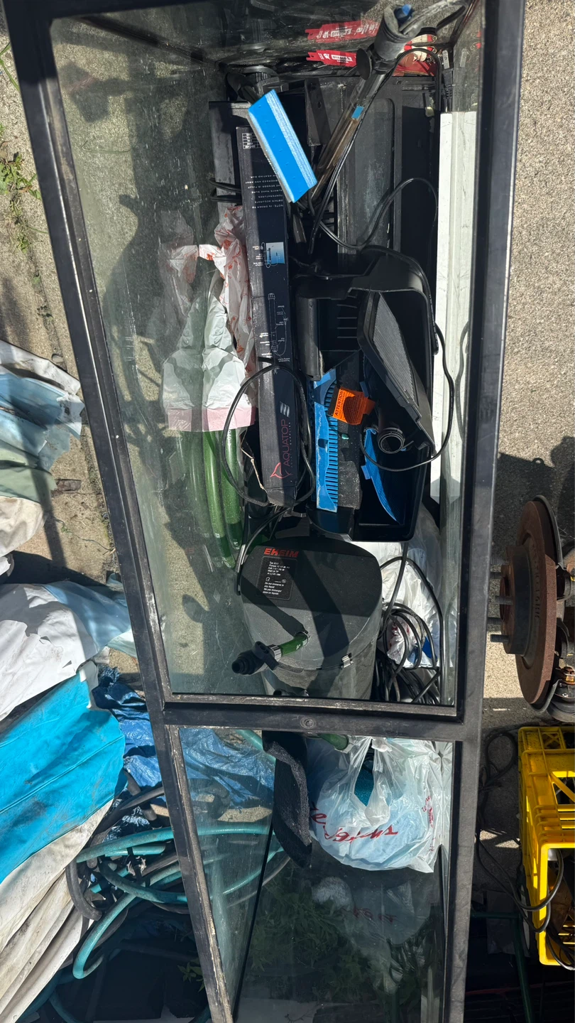 Large Glass Aquarium Tank with Accessories - photo 4