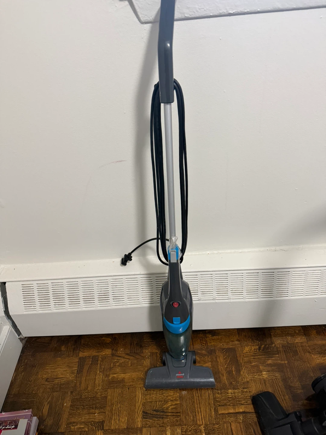 Bissell Stick Vacuum Cleaner - photo 2