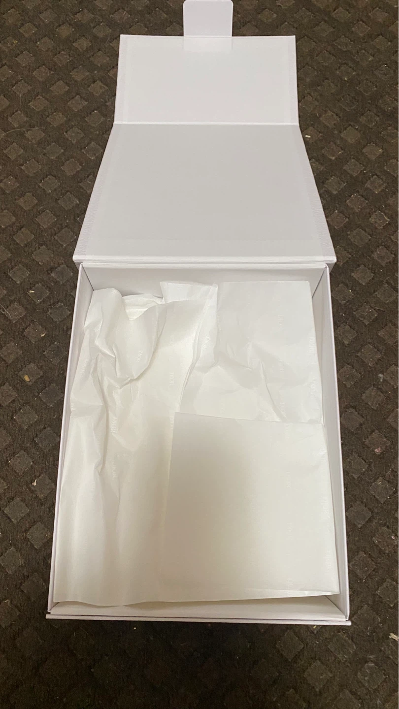 Dior White Gift Box - photo 4