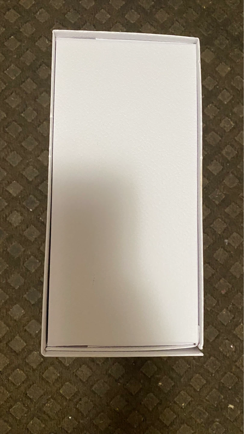 Dior White Gift Box - photo 5