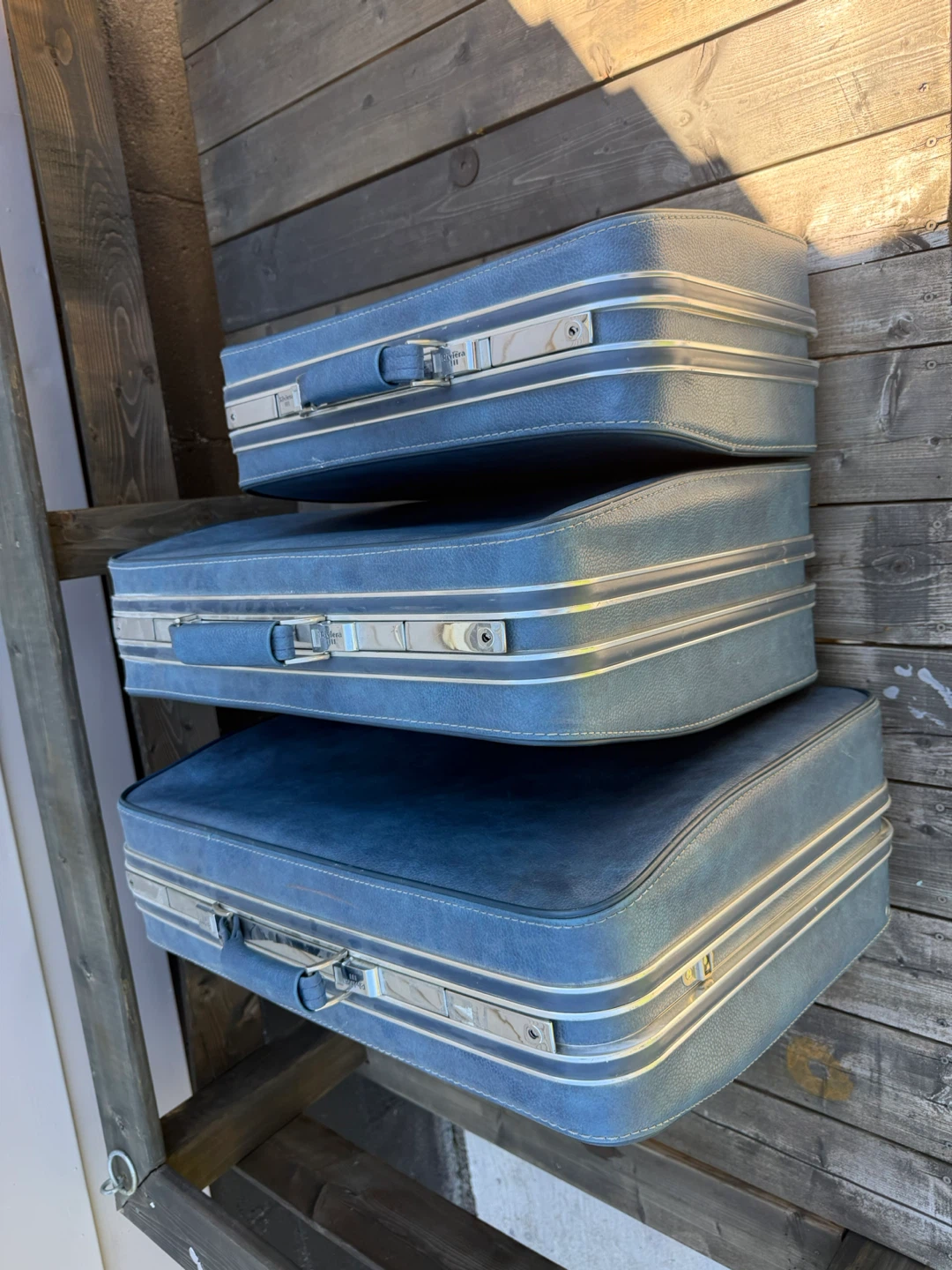 3 pieces-Vintage Blue Luggage Set- 40$ for all