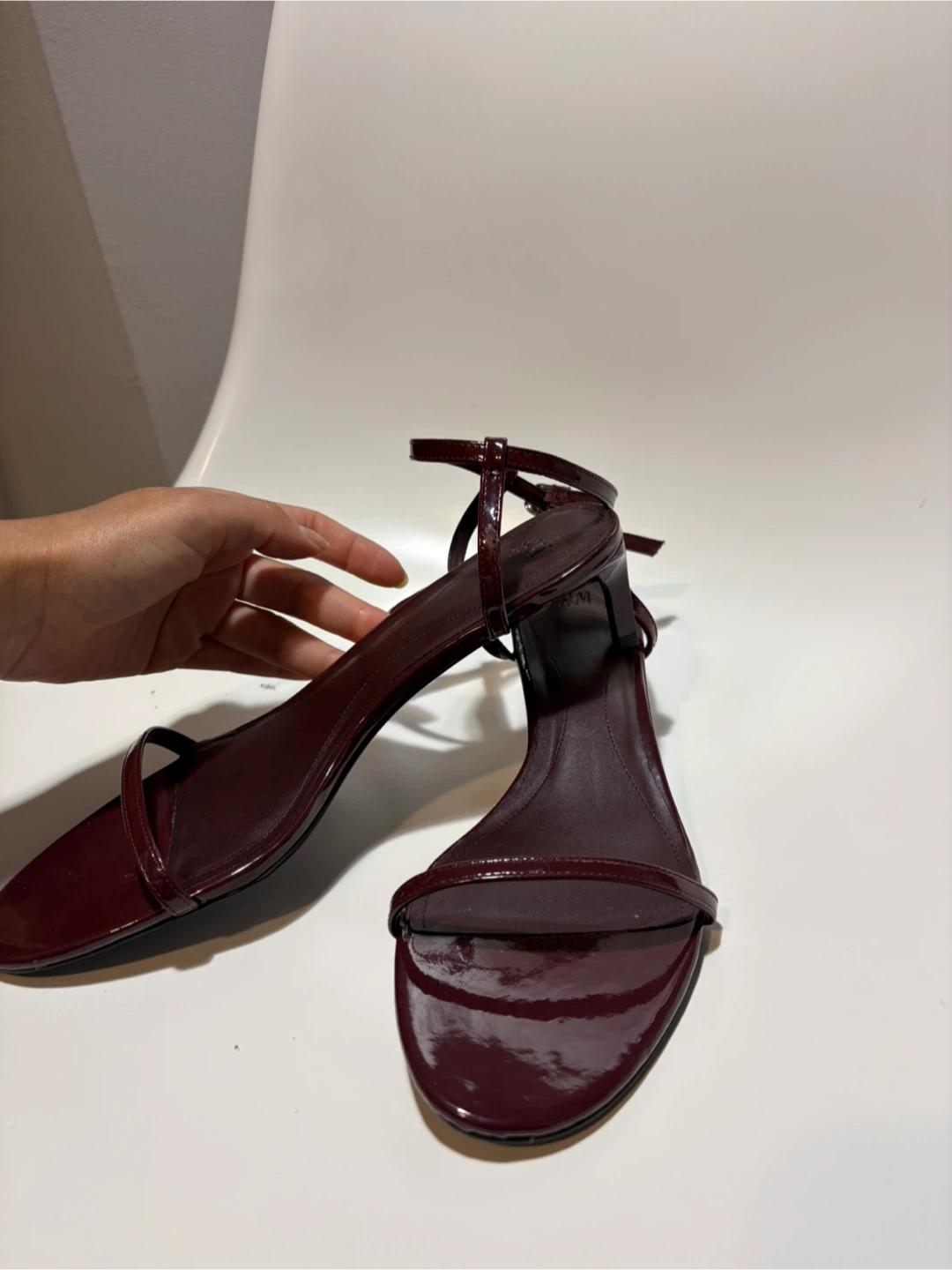 H&M Burgundy Patent Strappy Heeled Sandals - photo 3