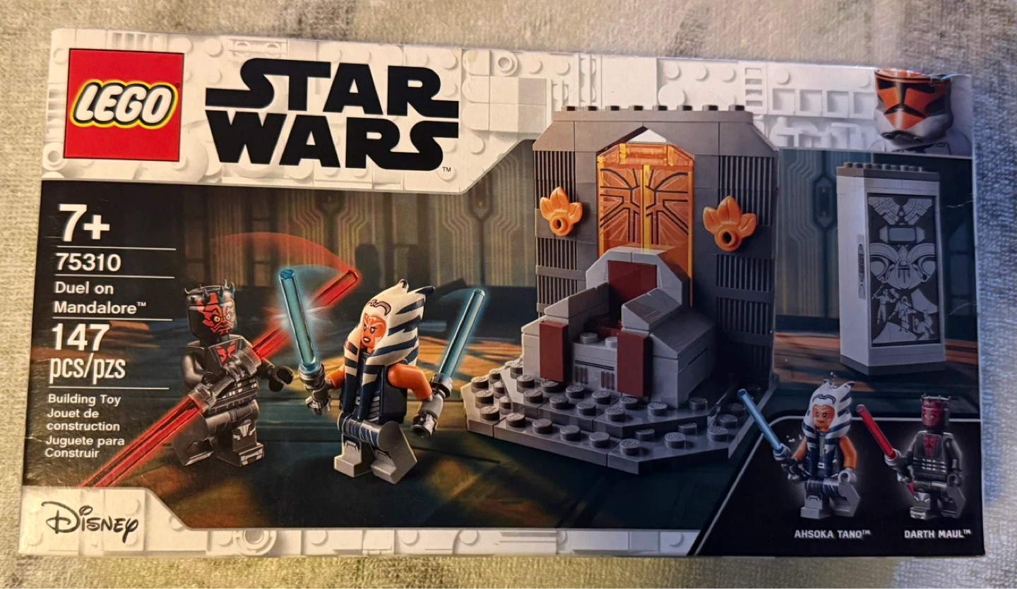 LEGO Star Wars Duel on Mandalore 75310 Building Toy