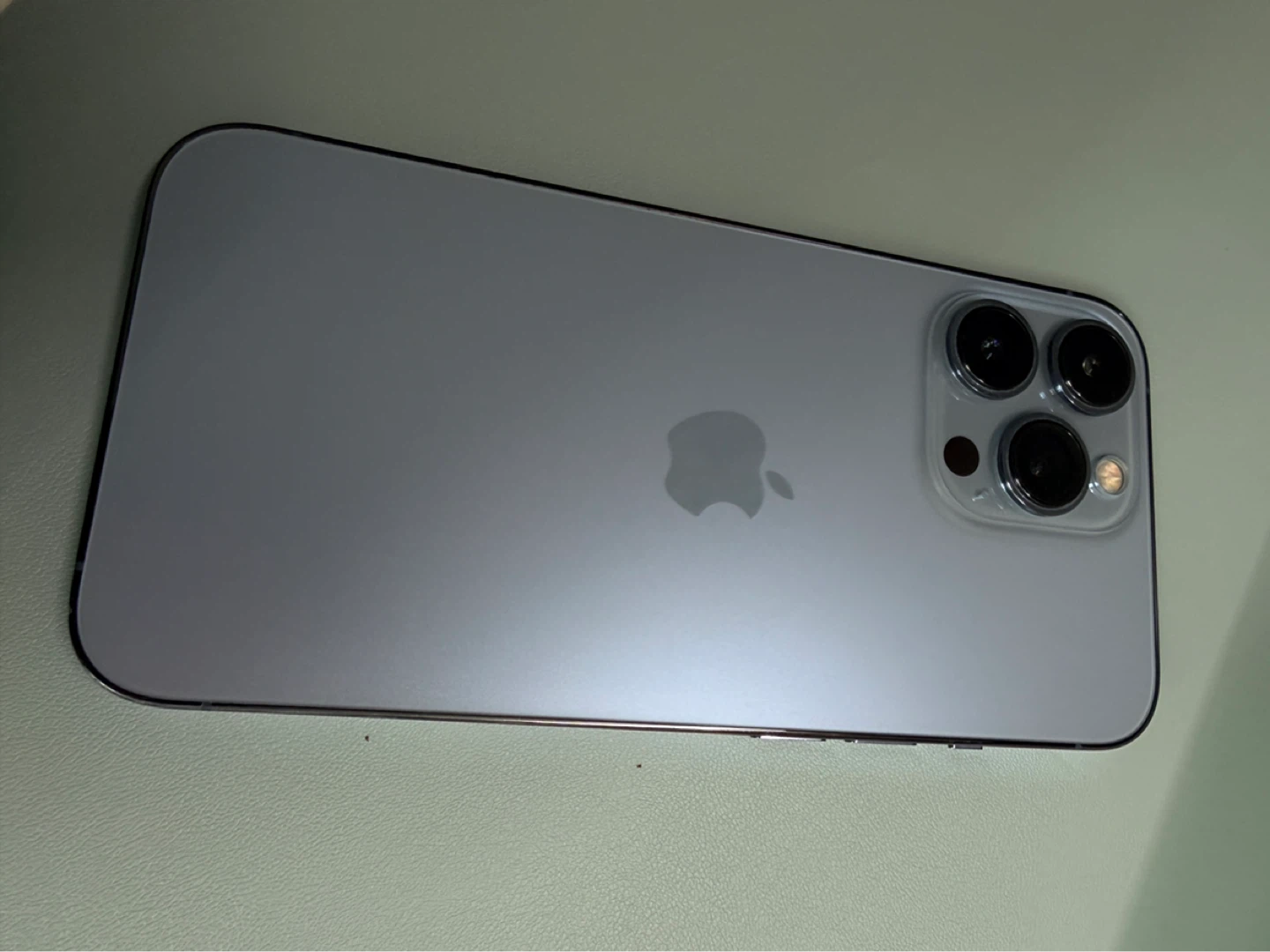 iPhone 13 Pro 256GB Sierra Blue + Lightning Dock & Cables Bundle - photo 2