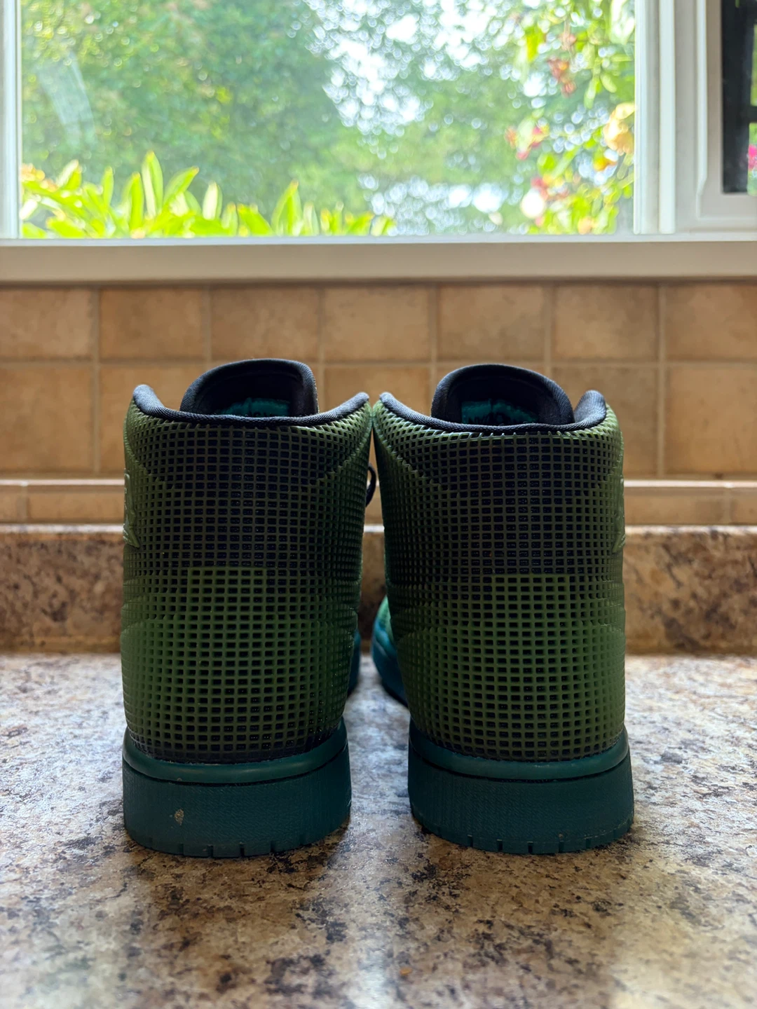 Jordan 1 Retro High OG Green Sneakers - photo 2