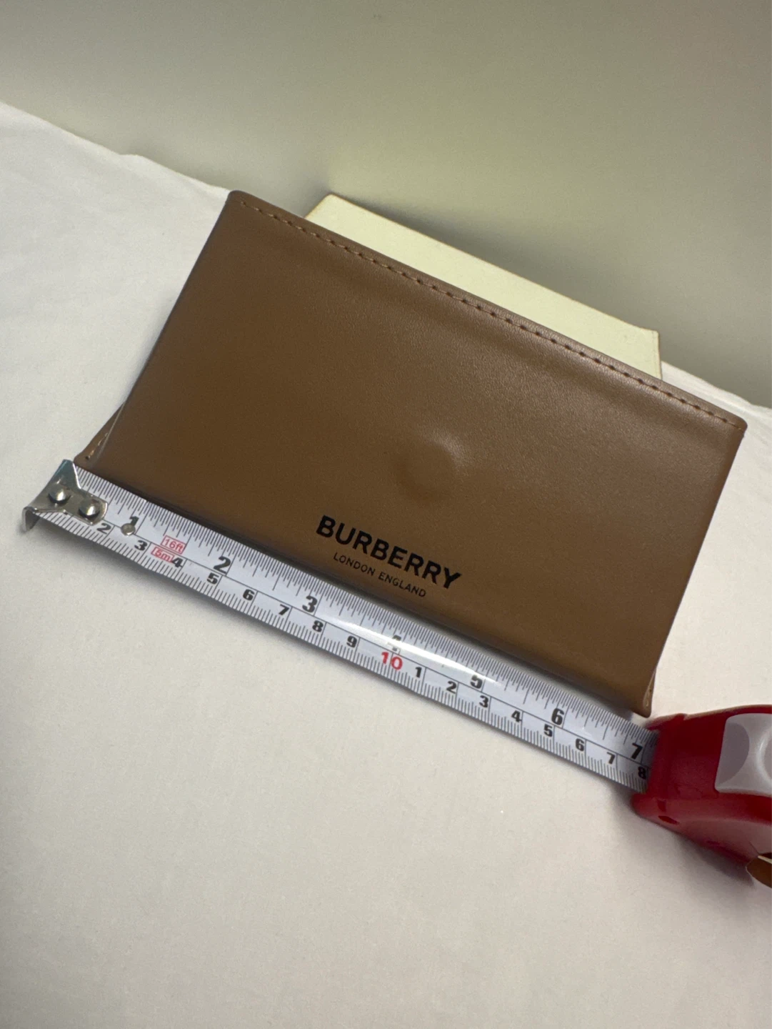 Burberry Large Size Brown Leather Glasses Case - photo 4
