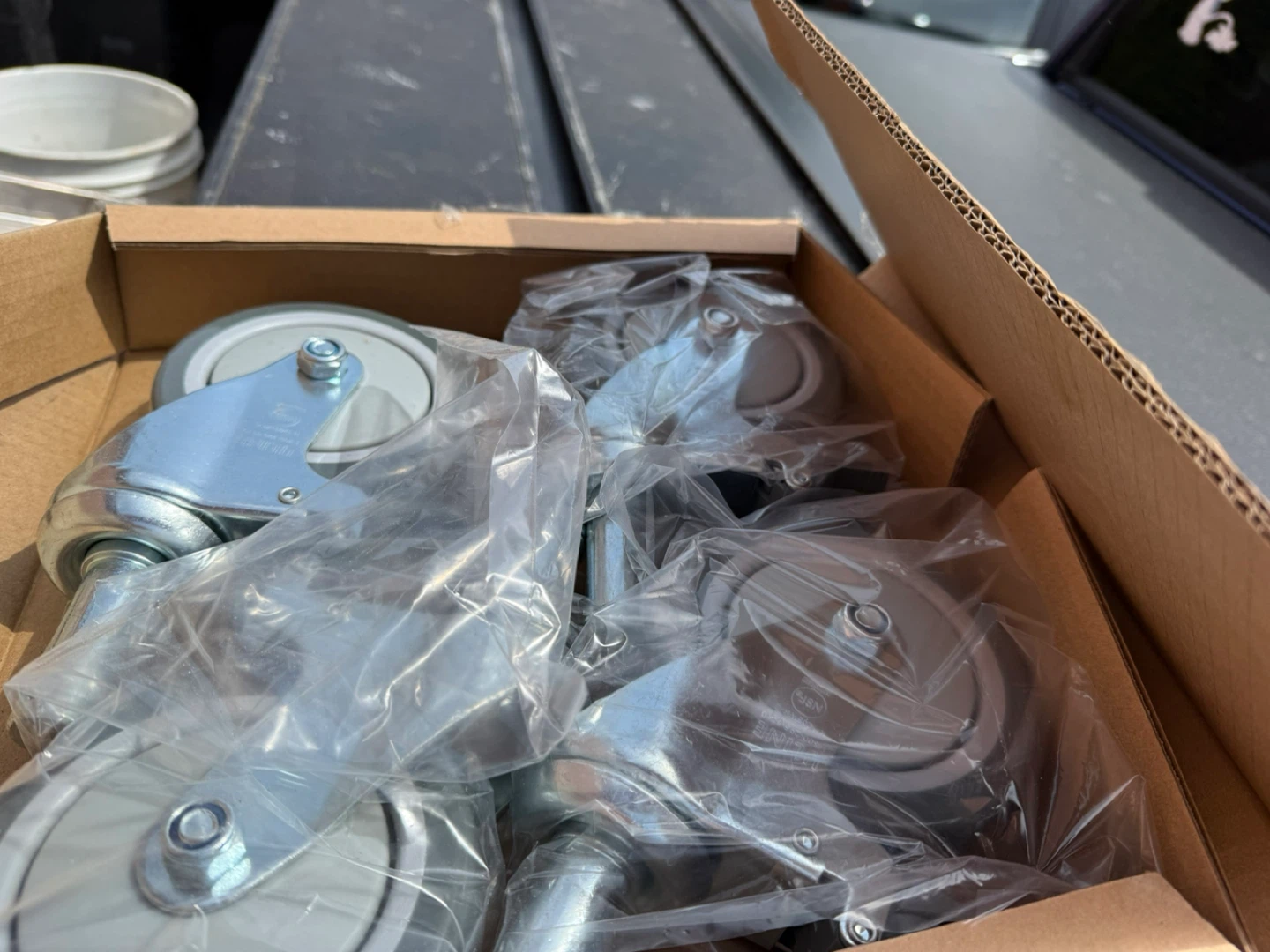 Casters Set - photo 2