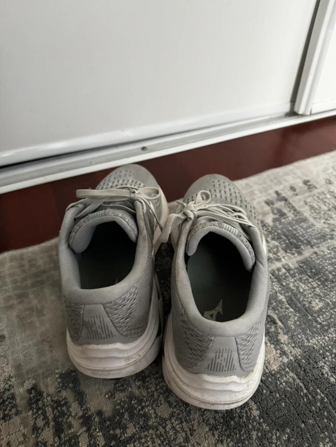 Mizuno Running Shoes - photo 3