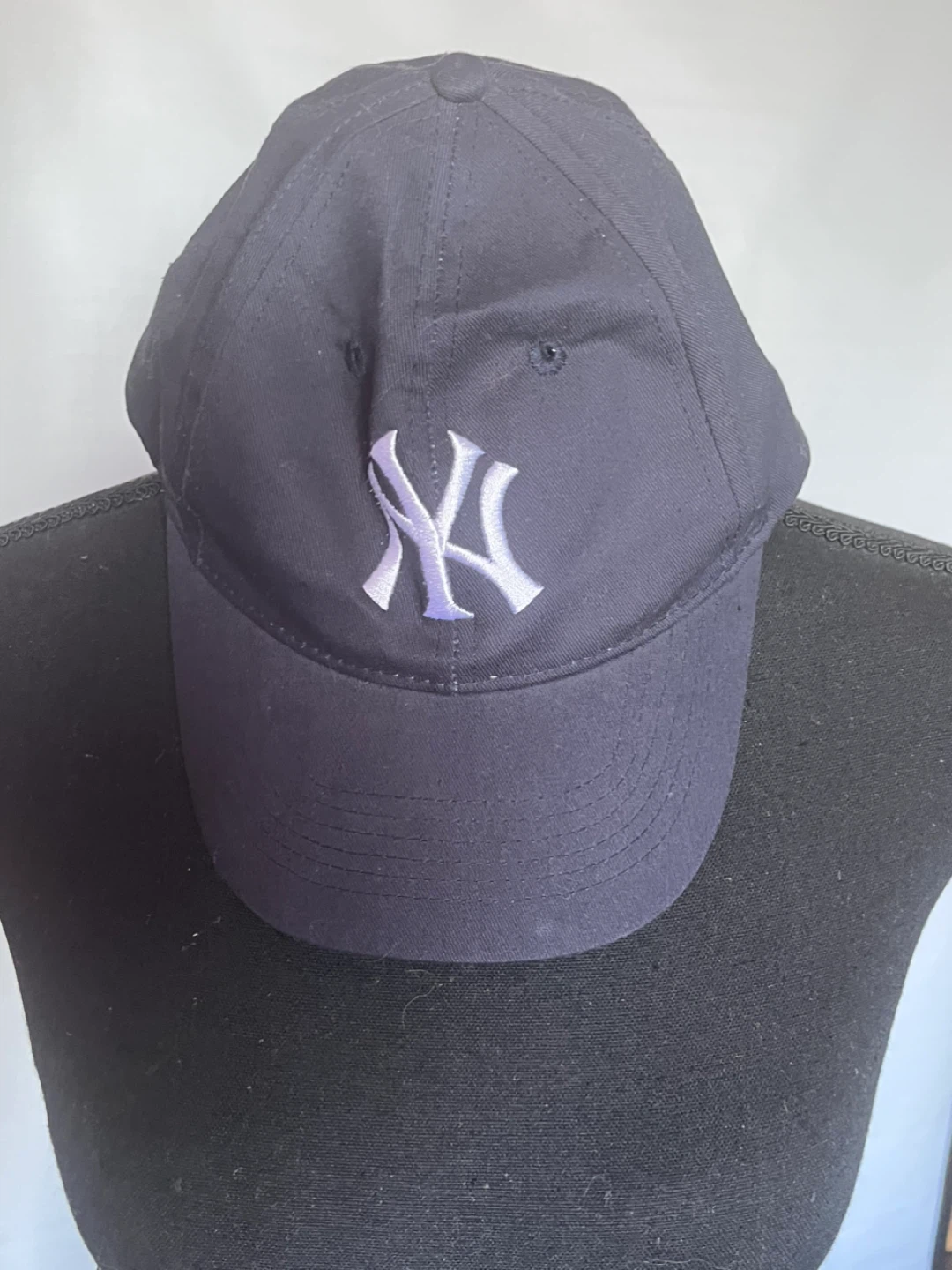 New York Yankees Baseball Cap with HESS Patch - photo 2
