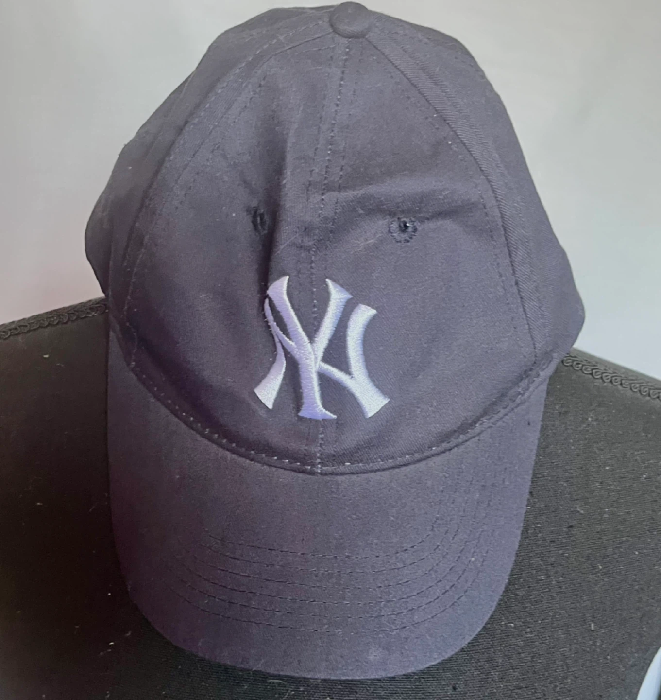 New York Yankees Baseball Cap with HESS Patch
