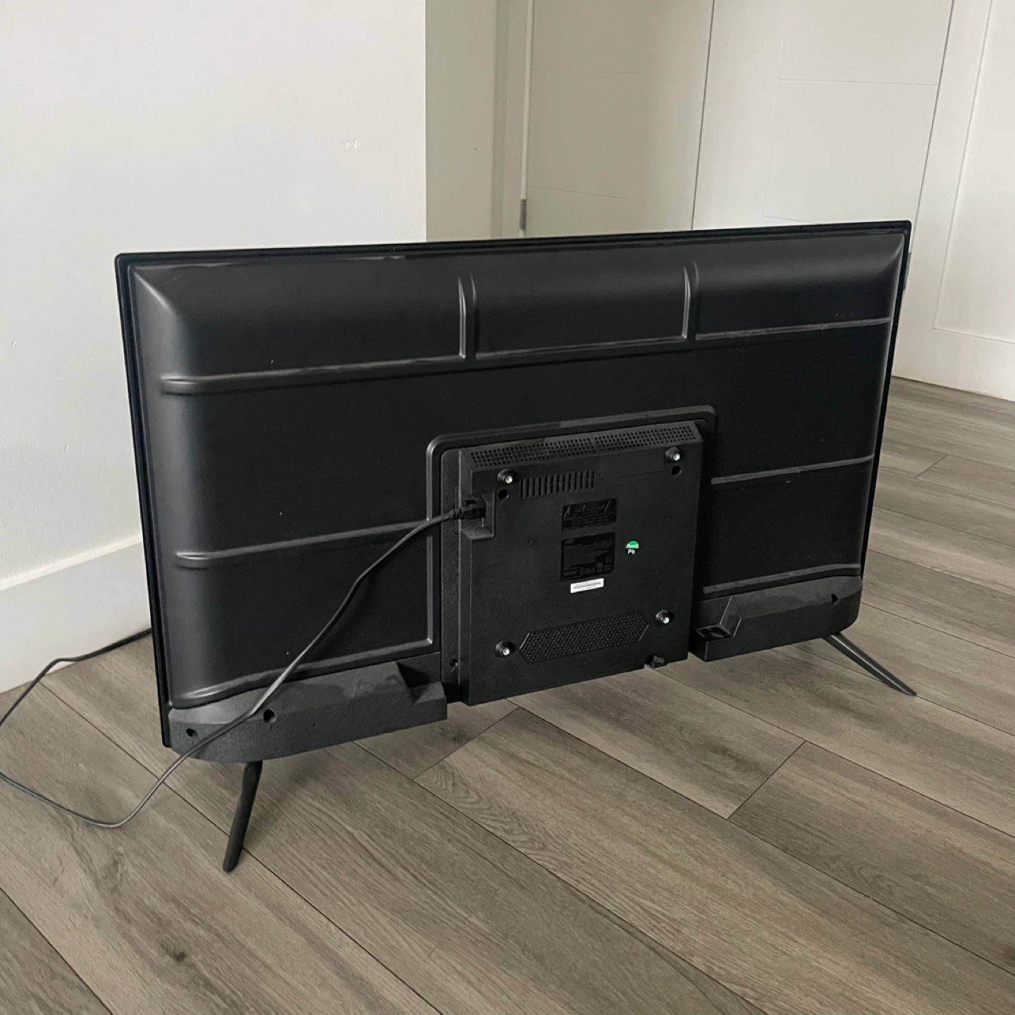 40" Smart TV - photo 4
