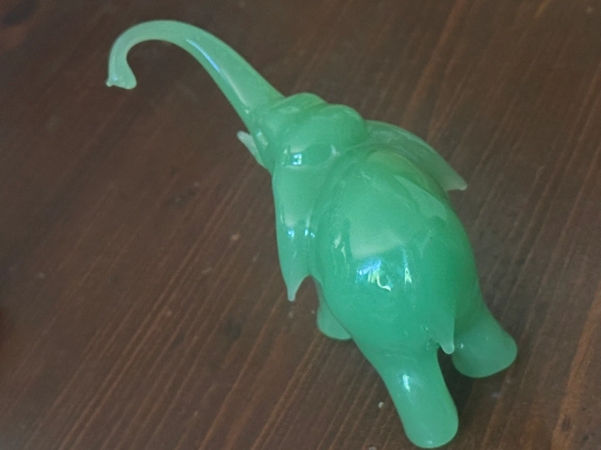 Jadeite Glass Elephant Figurine - photo 2