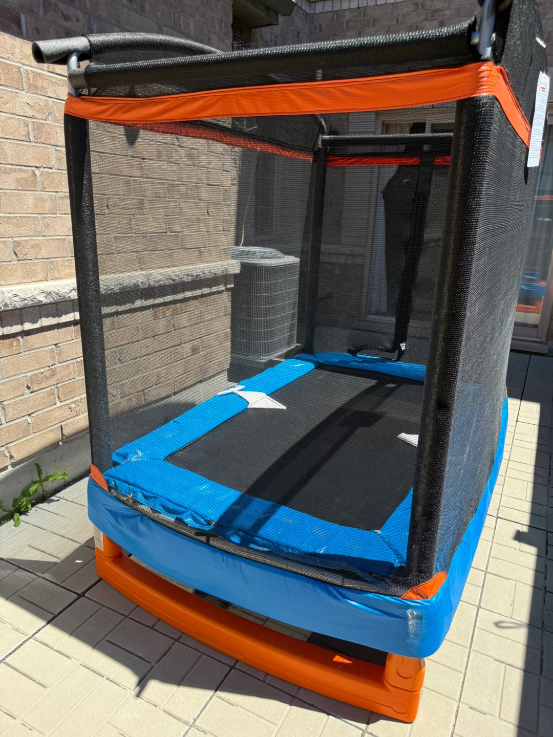 Kids Trampoline with Safety Net - photo 2