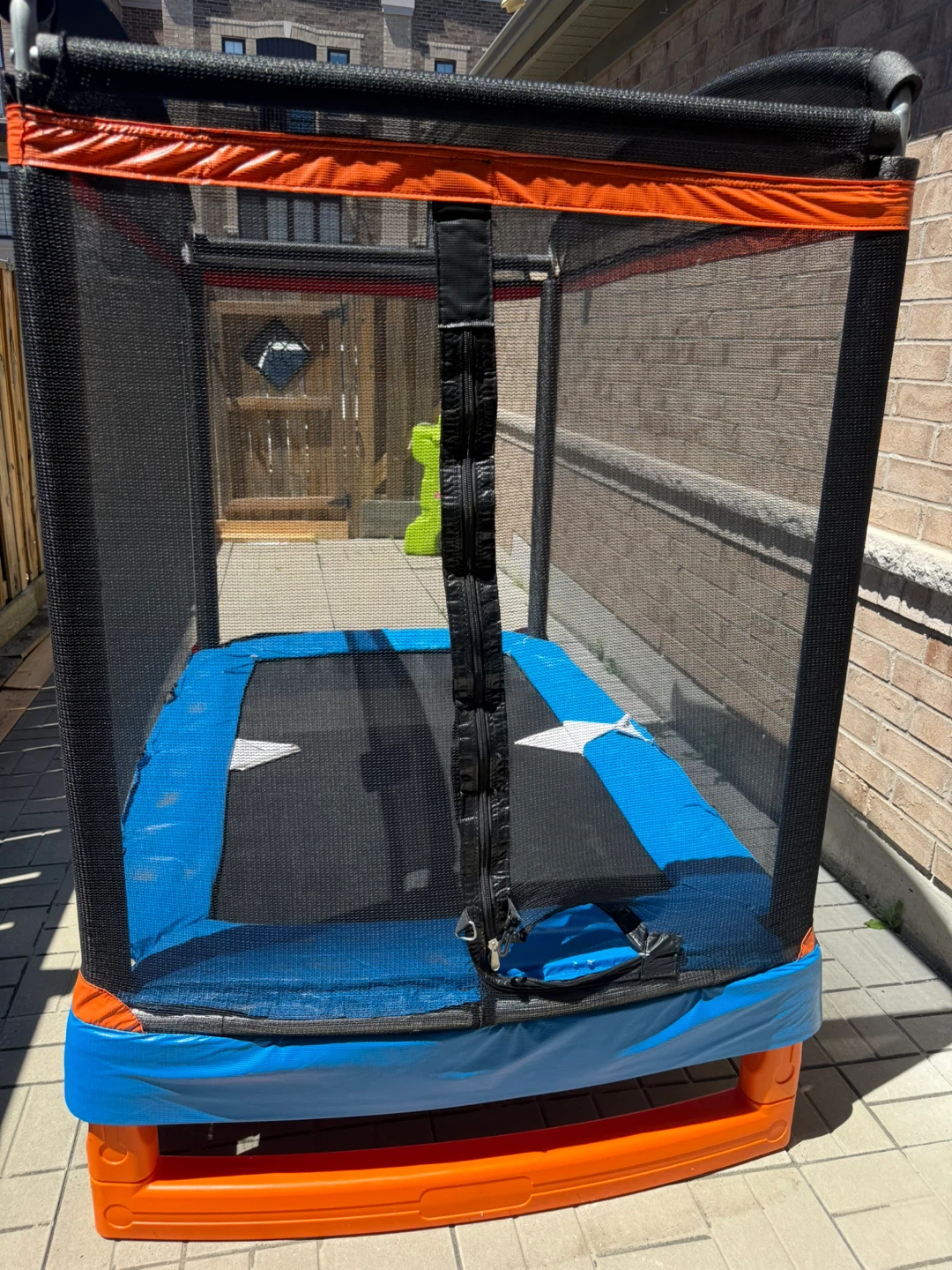 Kids Trampoline with Safety Net