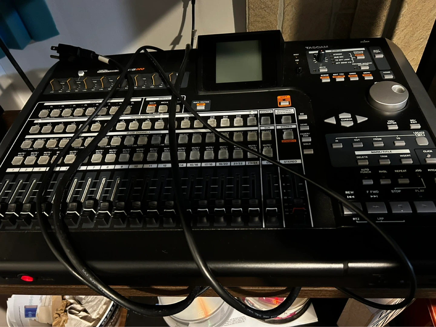 TASCAM 880 Digital Multi-Track Recorder Mixer