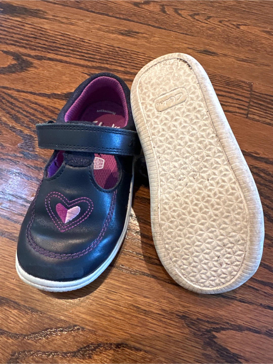 Clarks Navy Shoes - Toddler Size UK 7 - photo 2