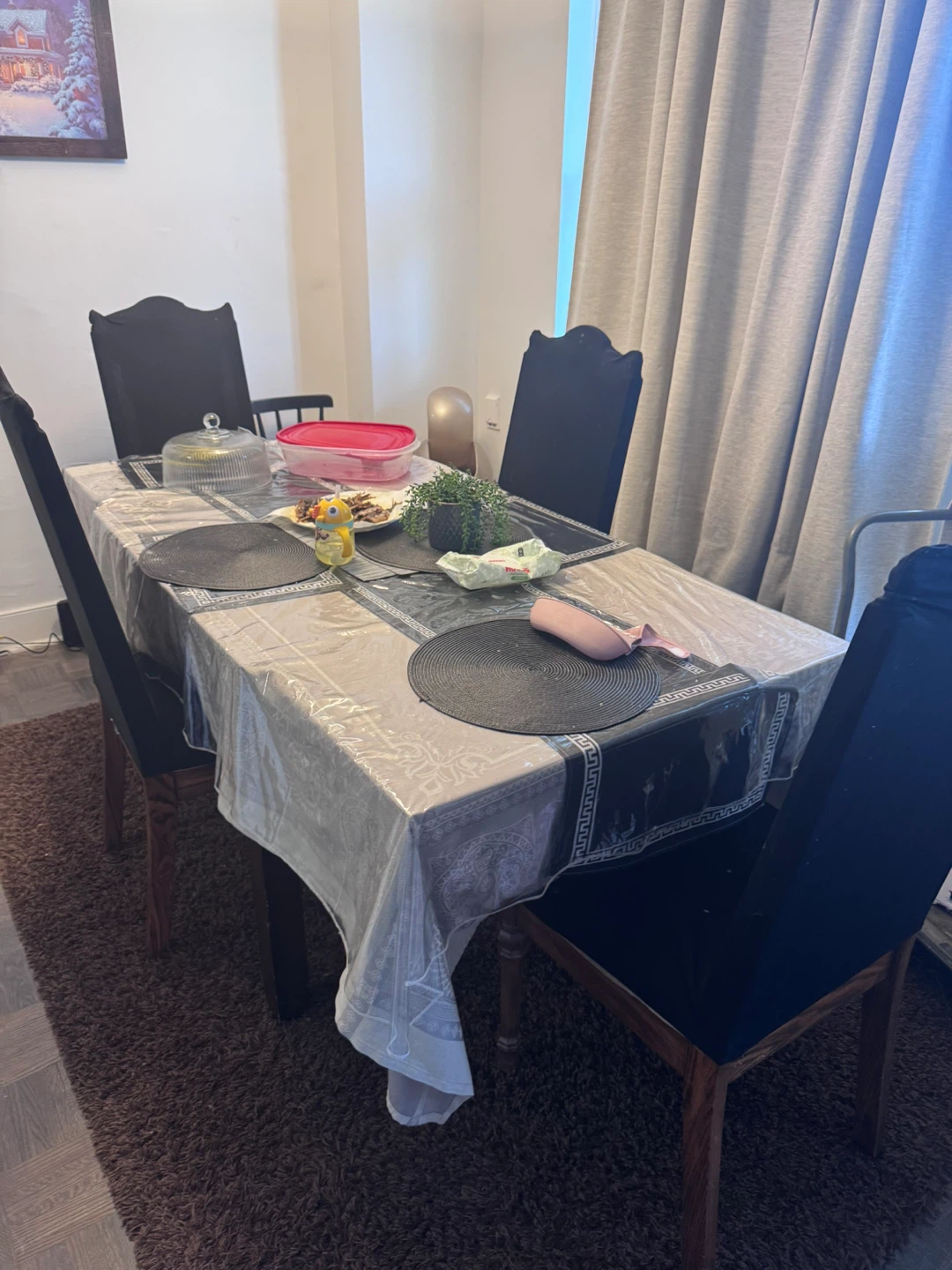 Dining Table and 4 Chairs Set