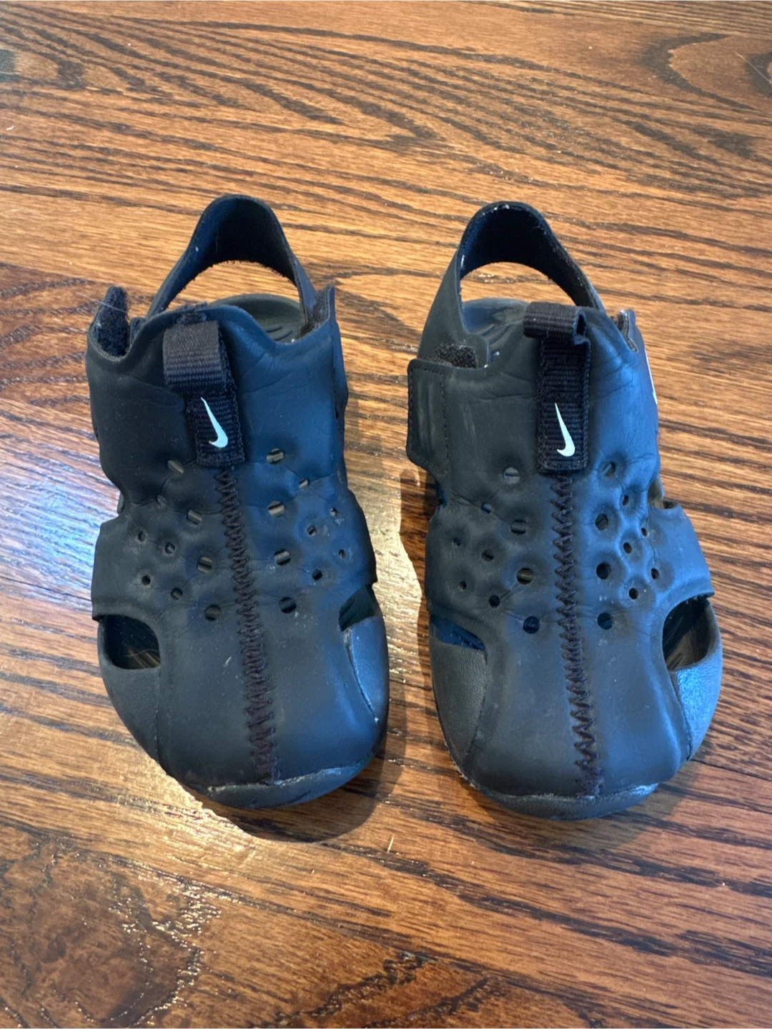 Nike Toddler Water Sandals - size UK 7