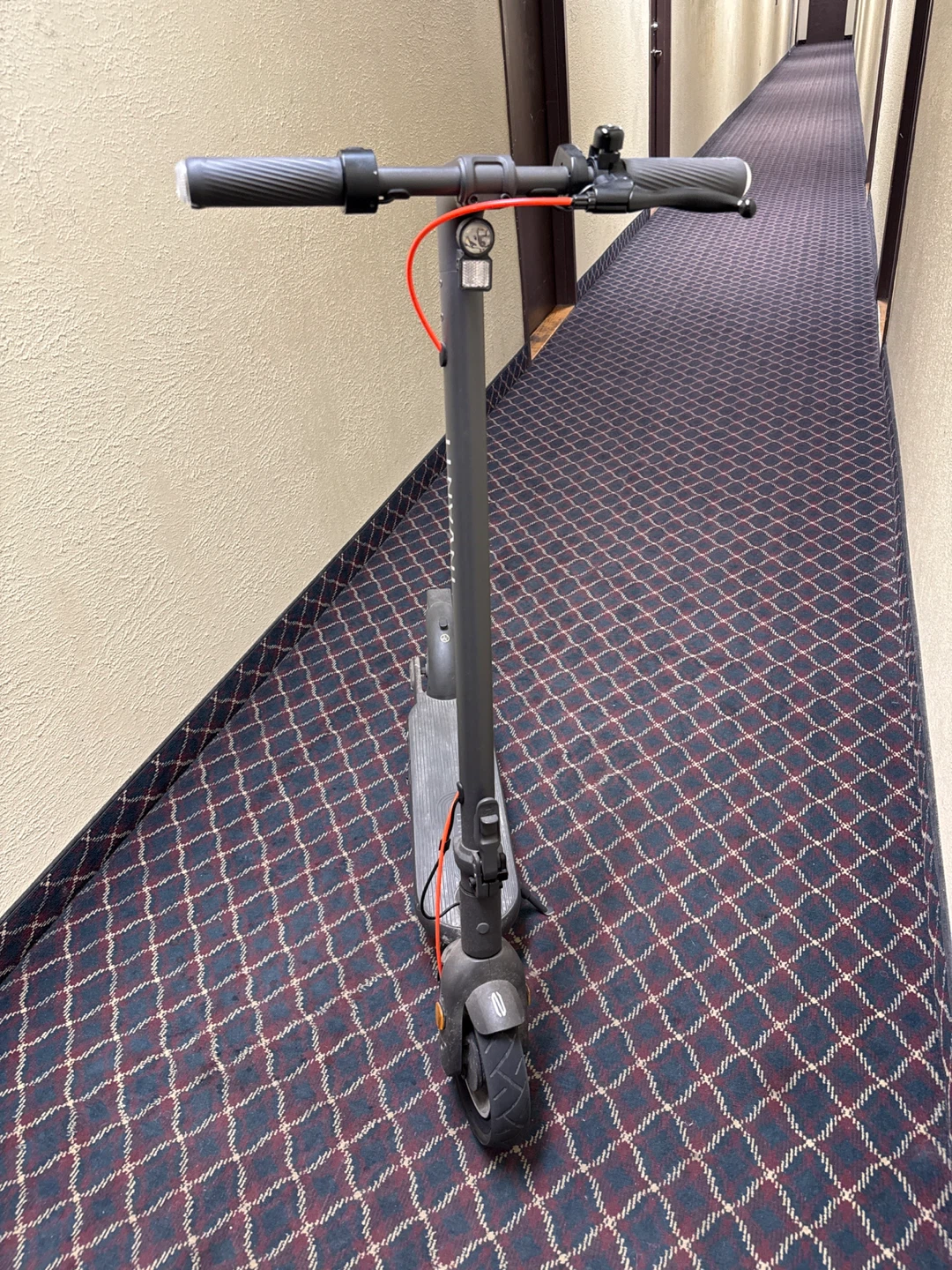 INVANTI V22 PRO Electric Scooter for Adults