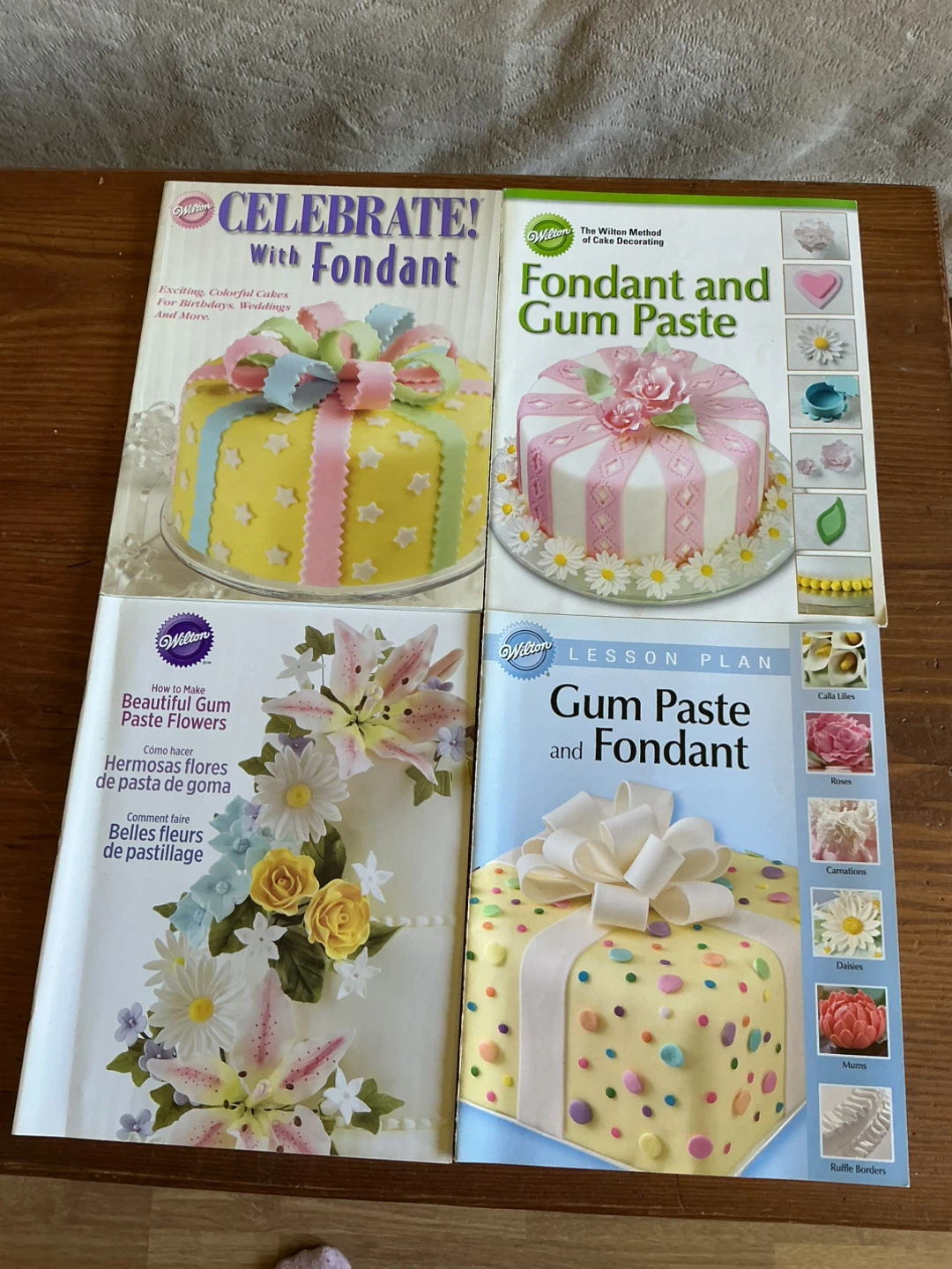Wilton Cake Decorating Books and Tools