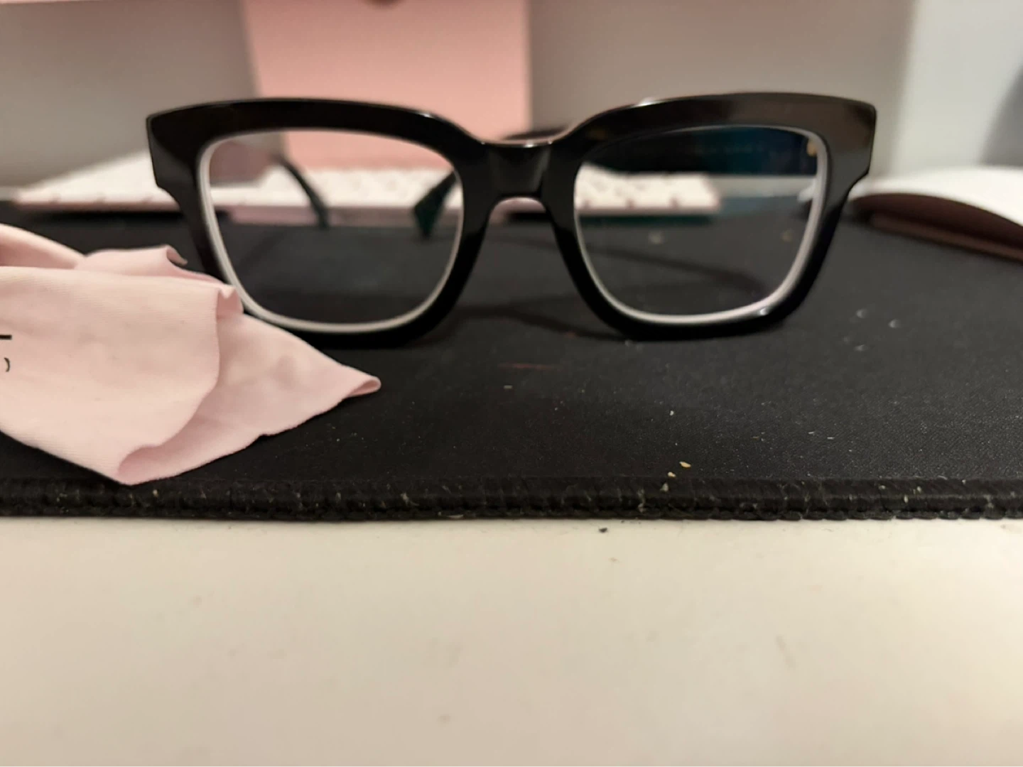 AUTHENTIC GUCCI FRAME FOR SALE - photo 2