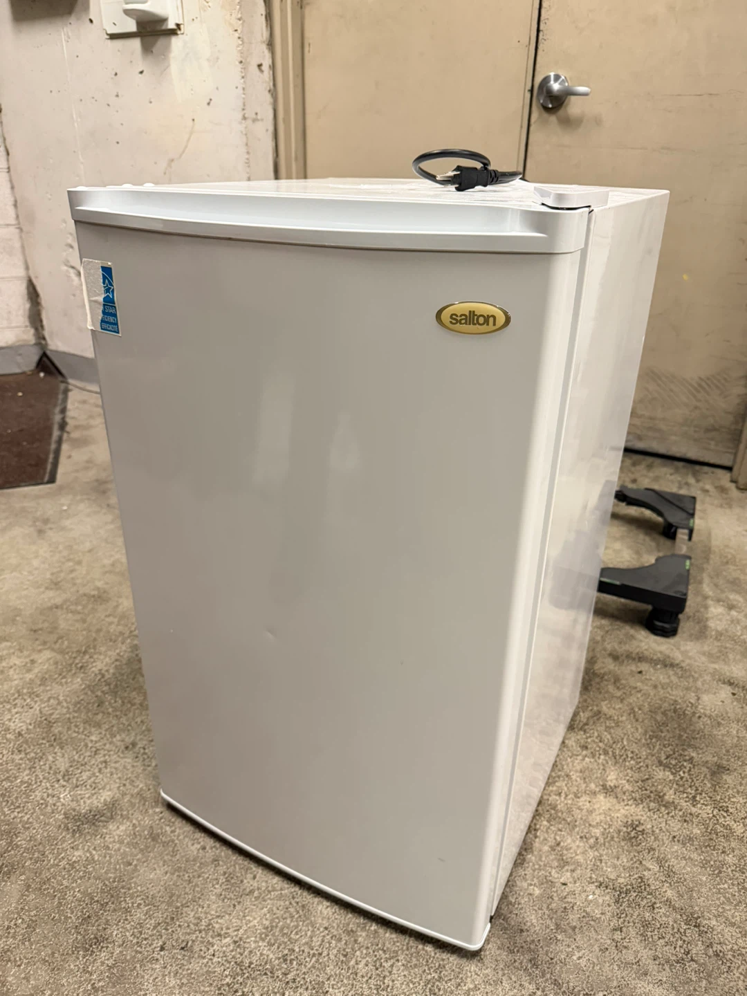 Salton White Chest Freezer - photo 3
