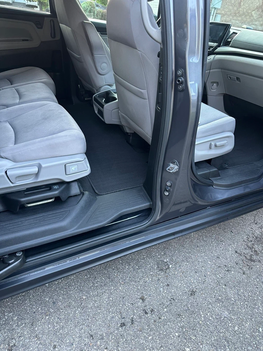 Car cleaning - photo 4