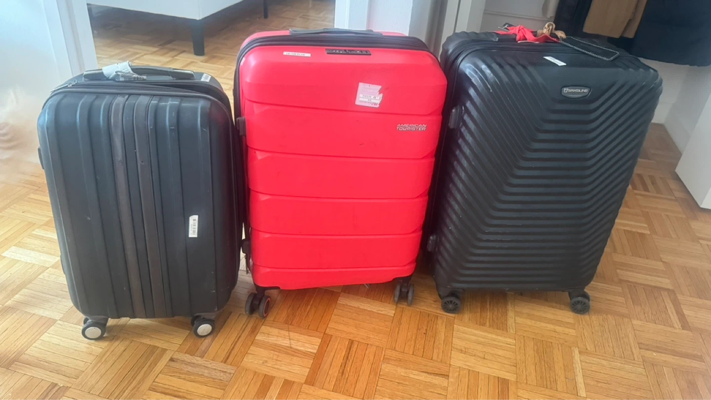 American Tourister Suitcase Set (3 Pieces)