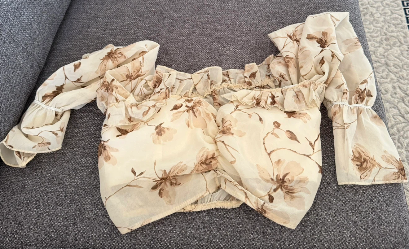 Floral Blouse with Ruffle Trim